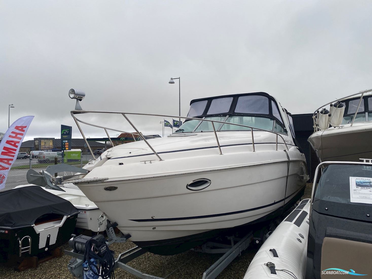 Rinker 290 Fiesta Wee