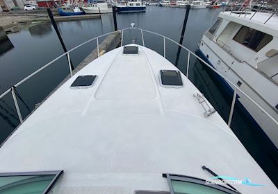 Rinker 400 - Solgt Motorbåt 2008, med Volvo Penta D6-370 motor, Danmark