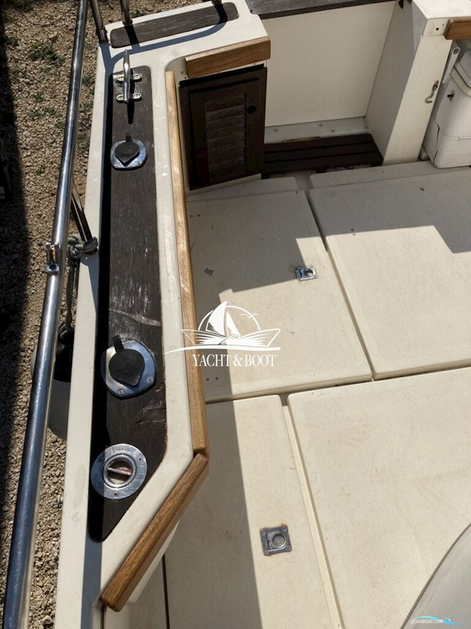 Rio 800 Cabin Fish