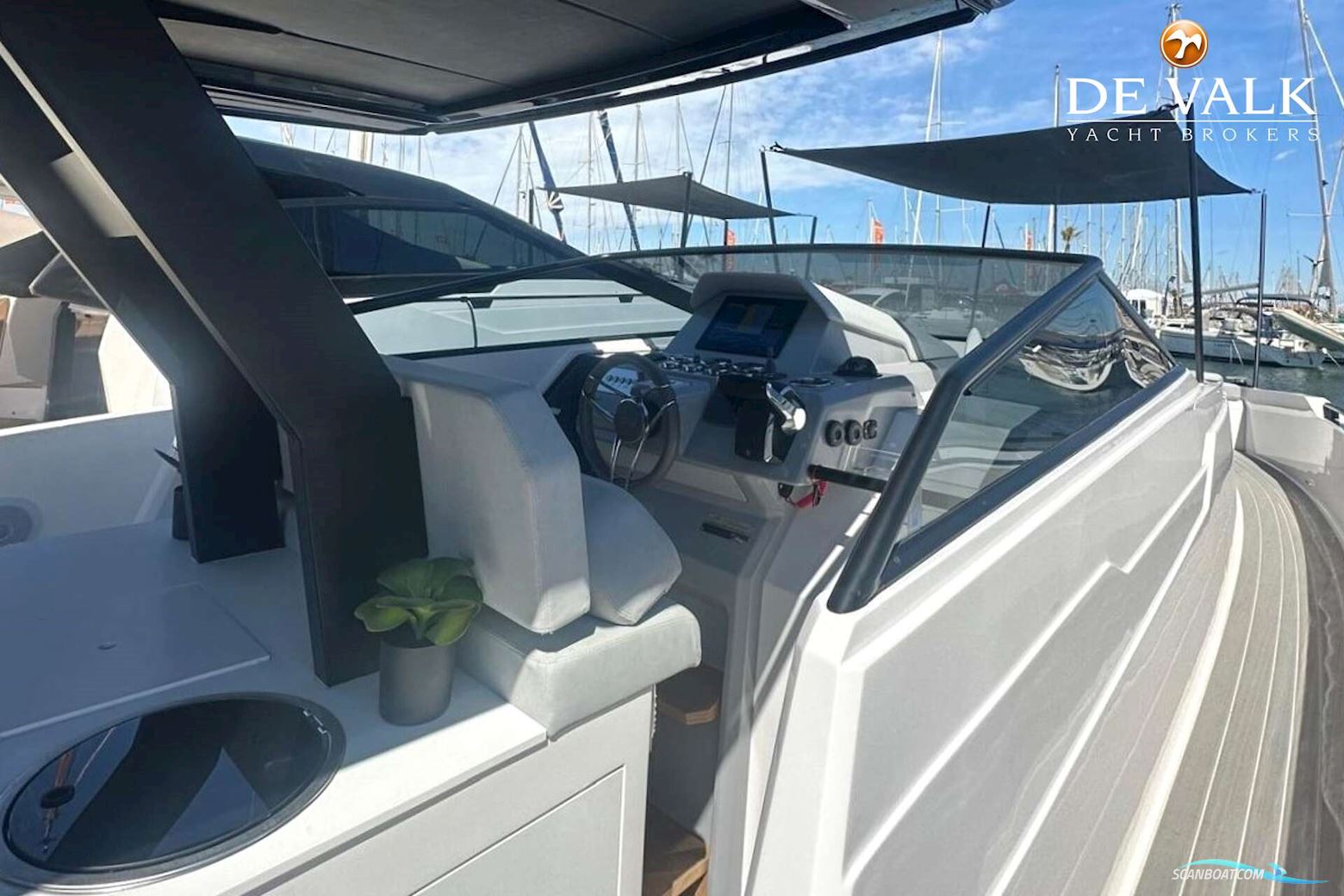 Rio Yachts Daytona 35