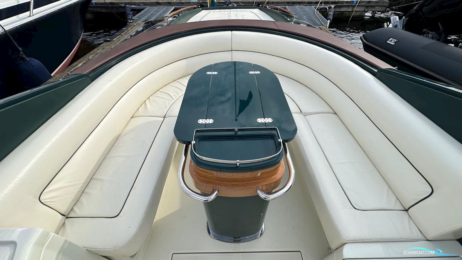 Riva AQUA 33