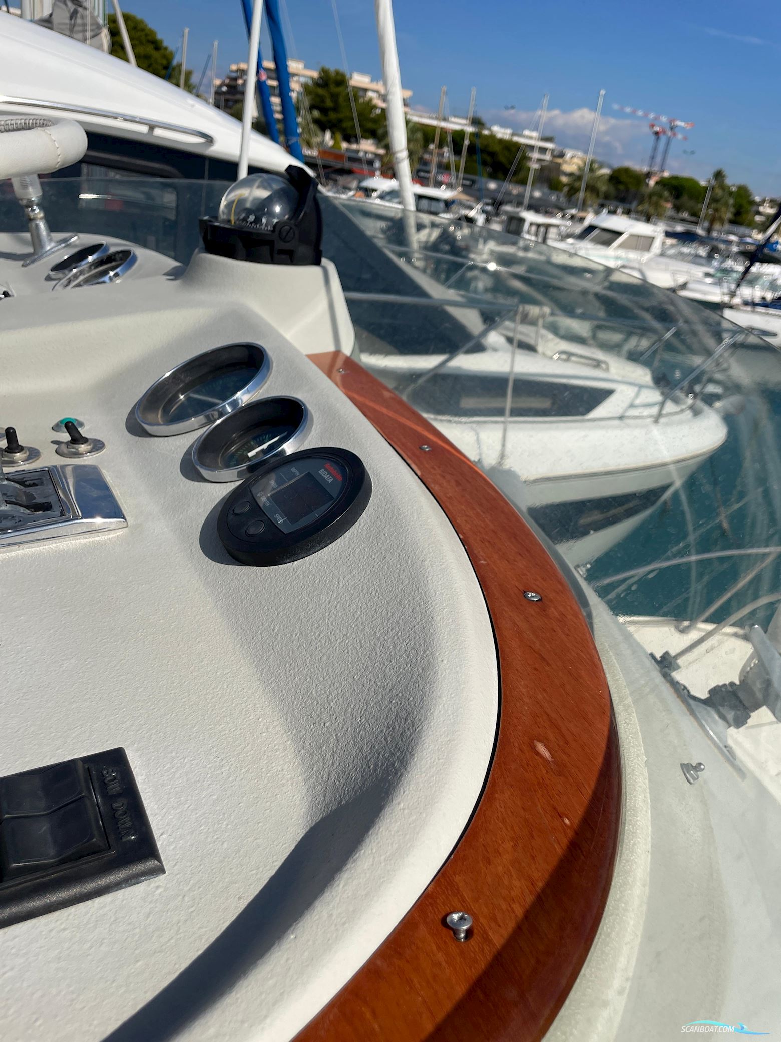 Riva Betram Sport Fish 25