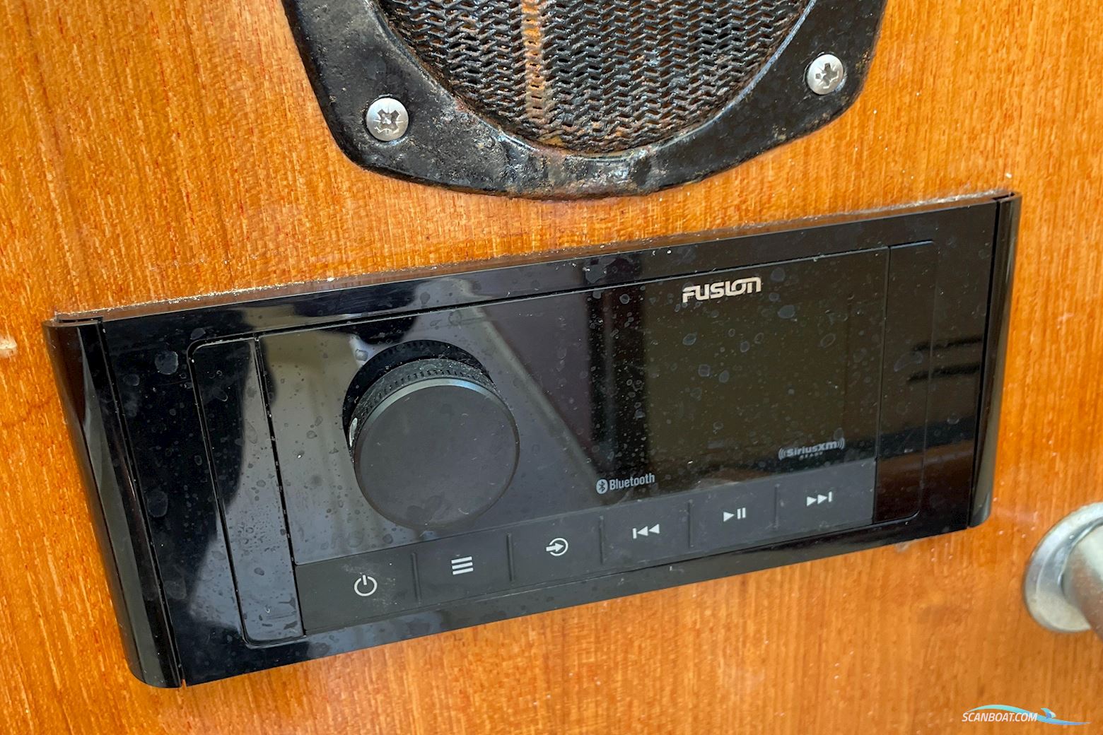 Riva Betram Sport Fish 25