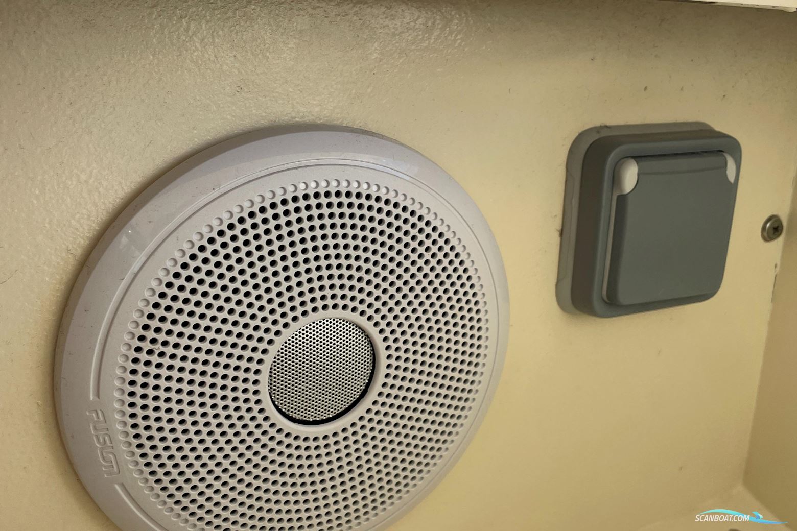 Riva Betram Sport Fish 25