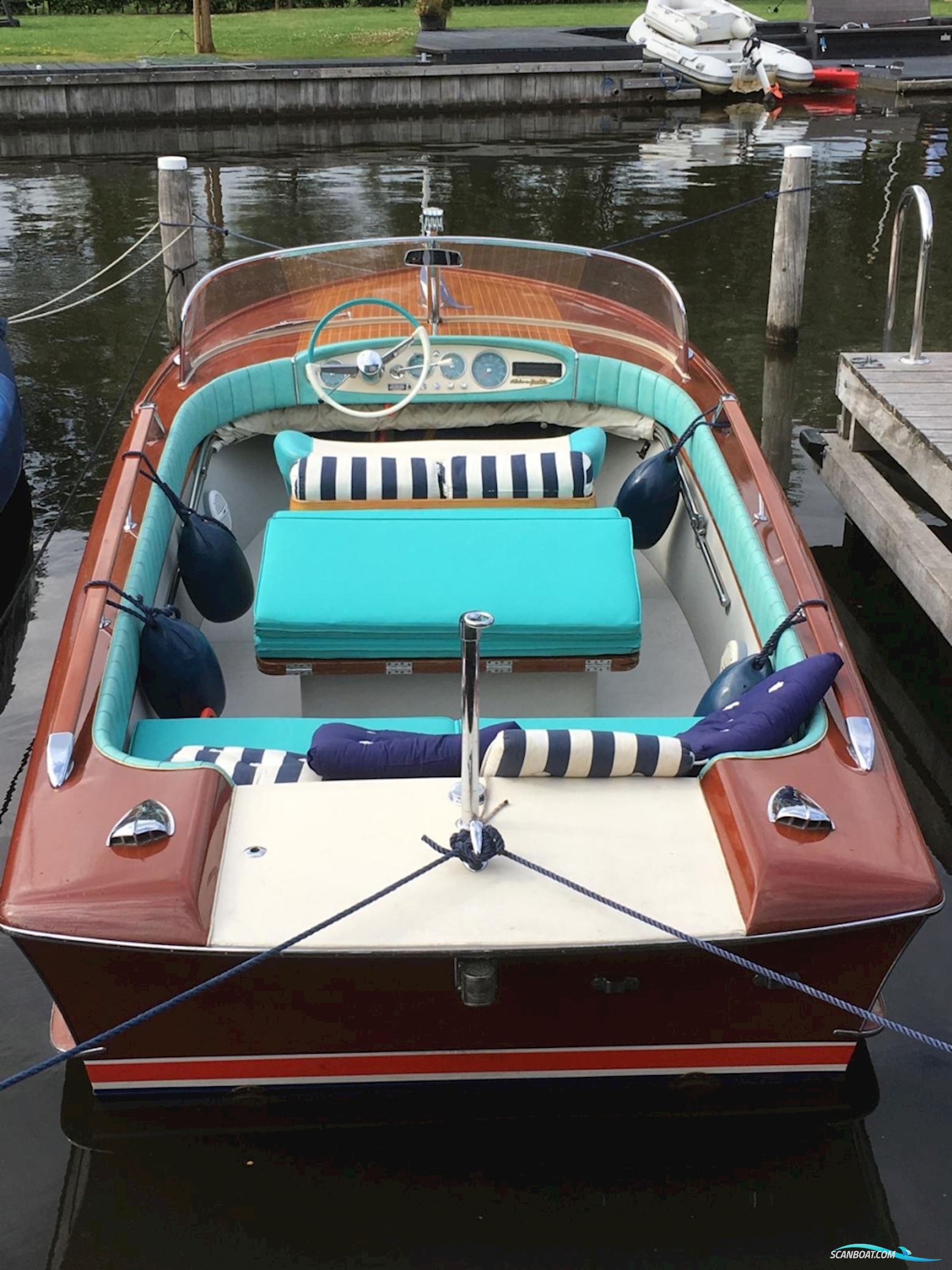 Riva Junior