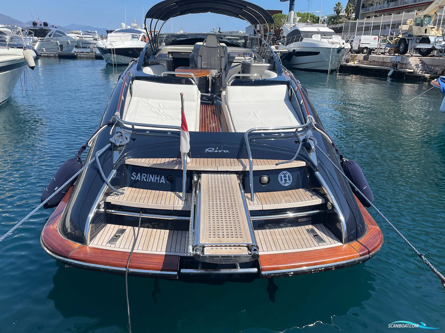 Riva rama 44
