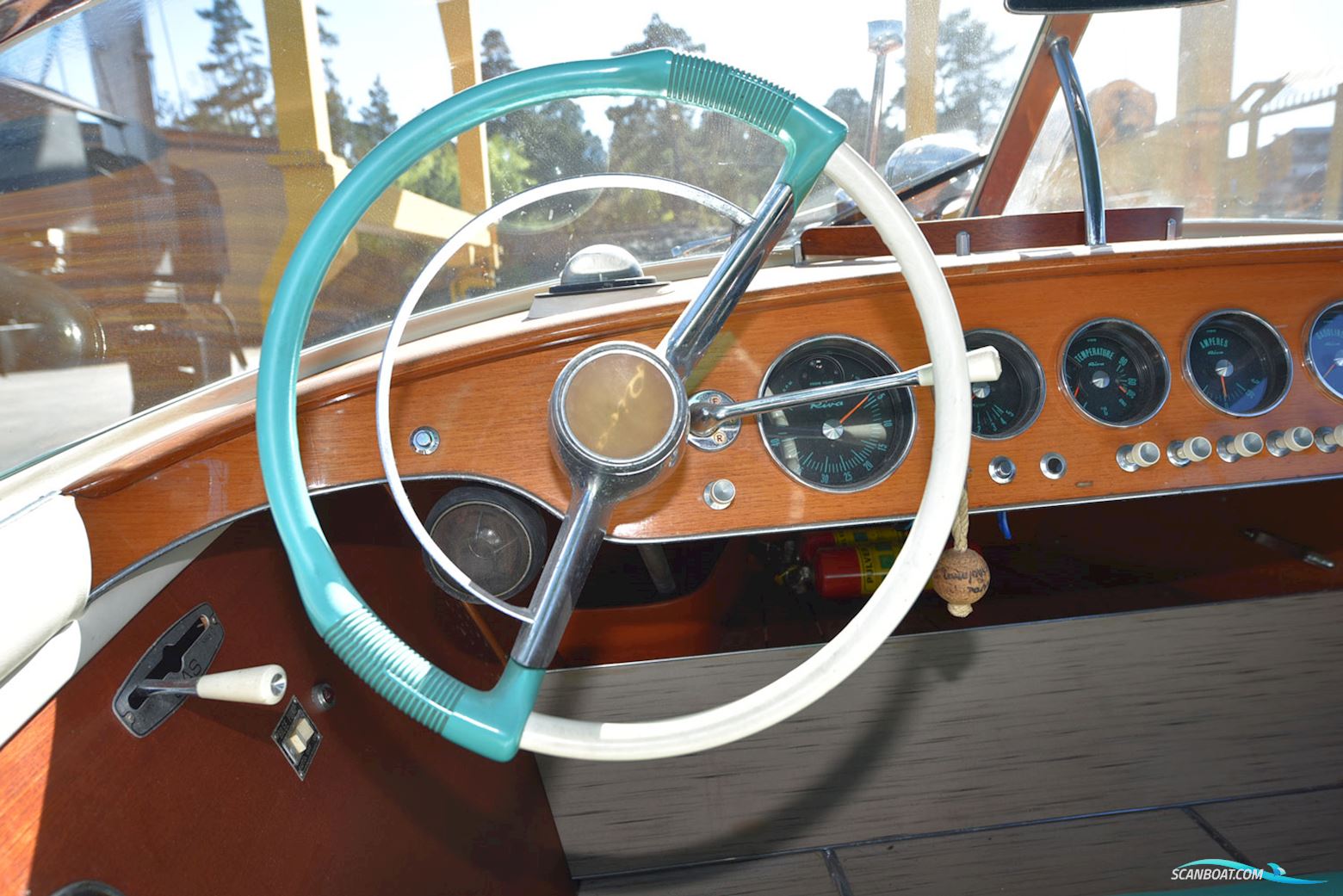 Riva Riva Ariston