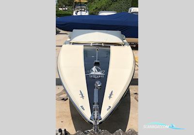 Riva St. Tropez Motorbåt 1981, med Crusader motor, Italien