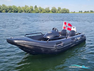 River 350 XR Black Edition Motorbåt 2025, med Honda motor, Holland