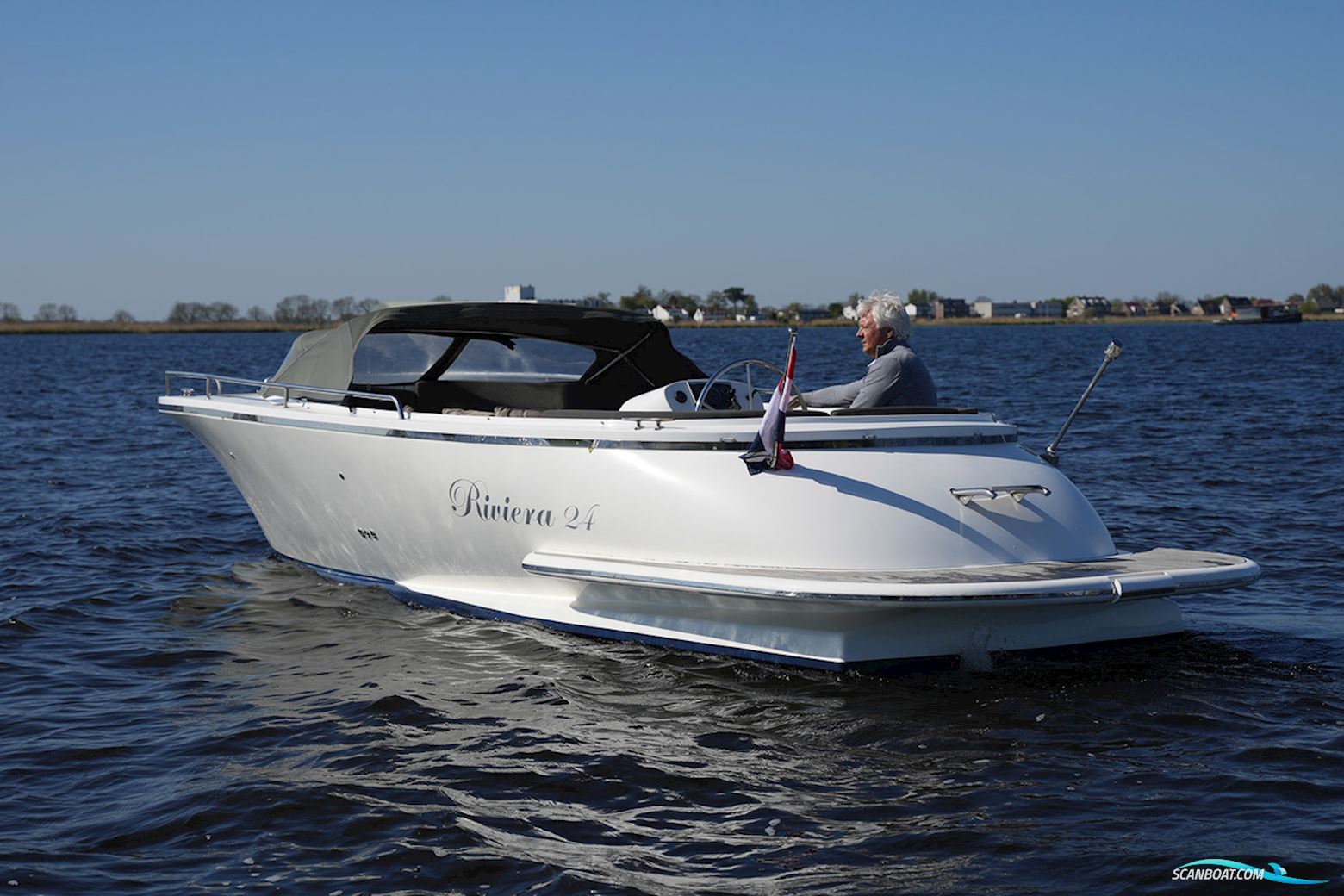 Riviera 24