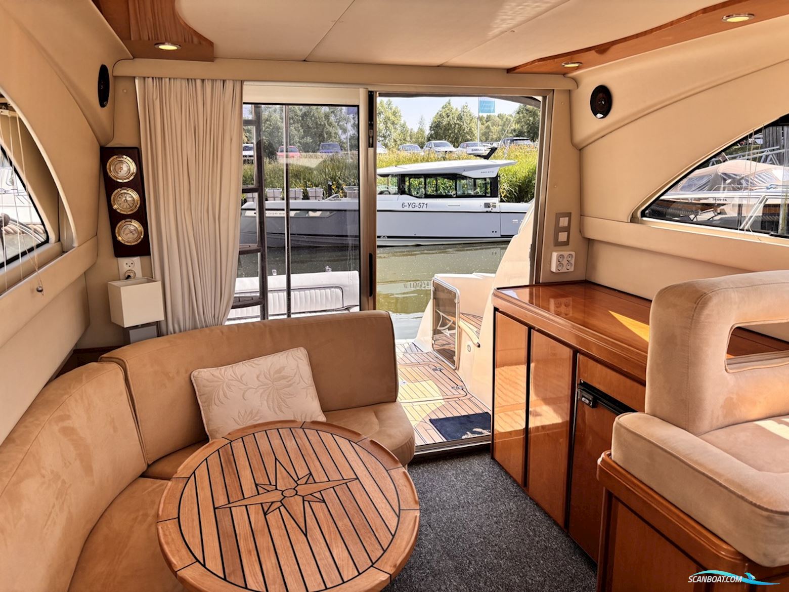 Rodman  30 Cruiser Flybridge