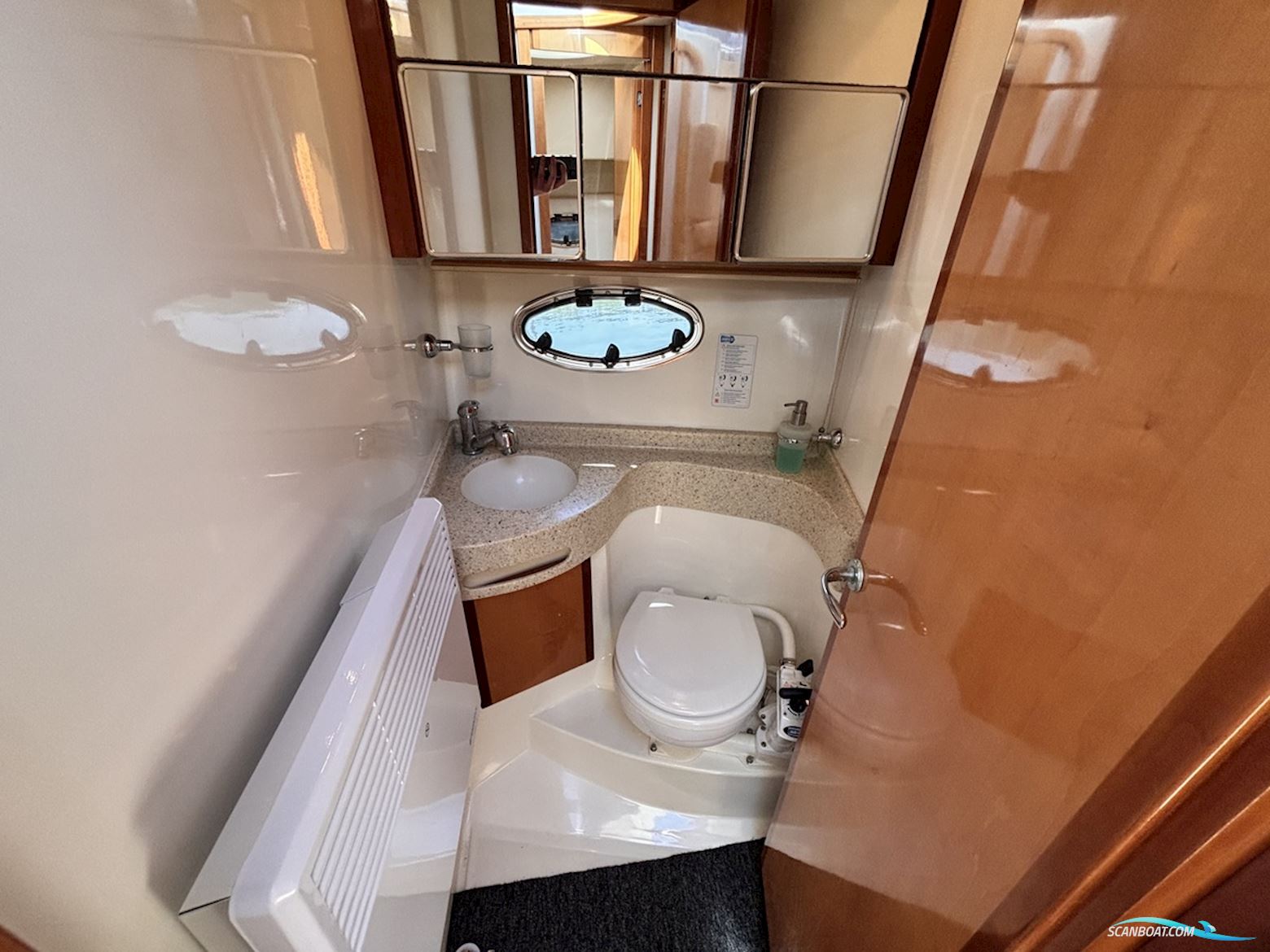 Rodman  30 Cruiser Flybridge