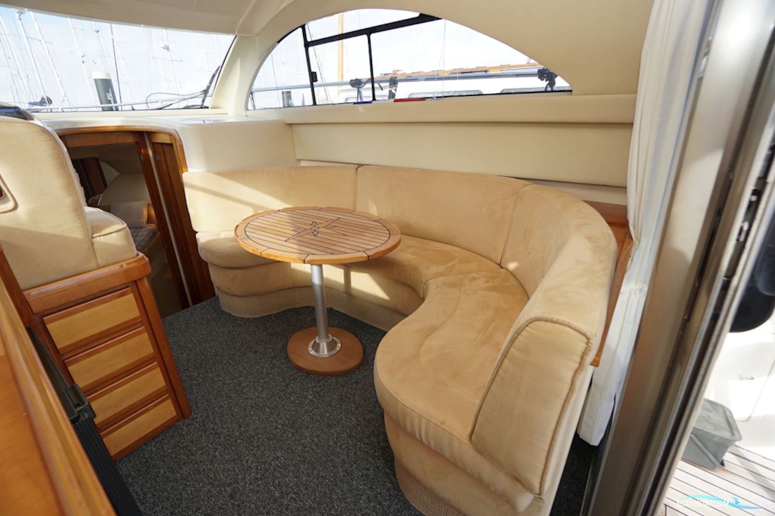 Rodman 30 Cruiser Flybridge