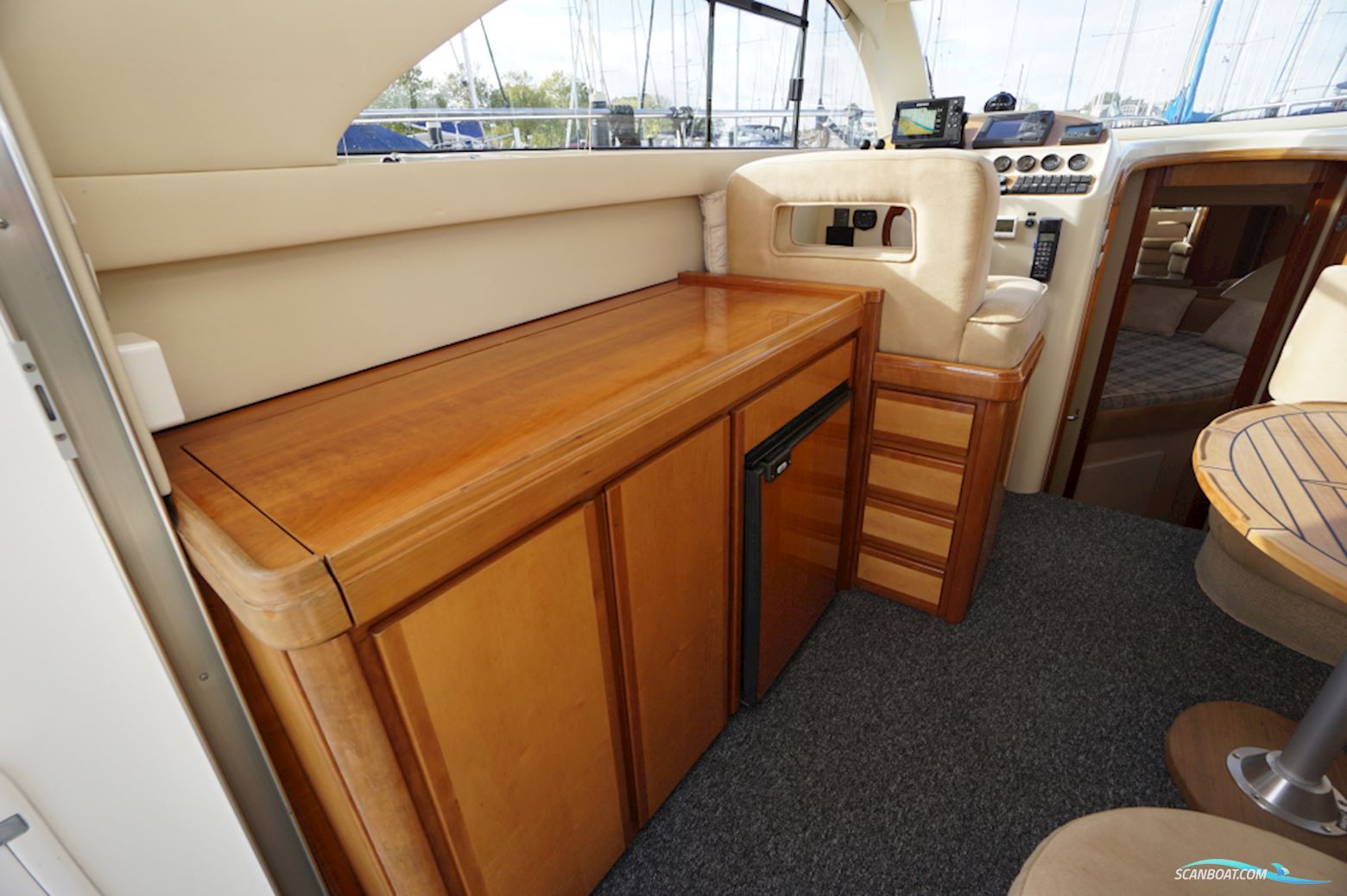 Rodman 30 Cruiser Flybridge