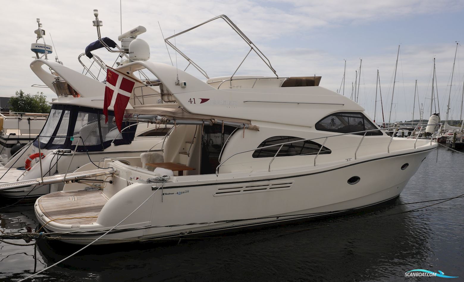 Rodman 41 Fly Motorbåt 2006, med Volvo Penta D6-370D-B Ips 370 Hp Each motor, Danmark