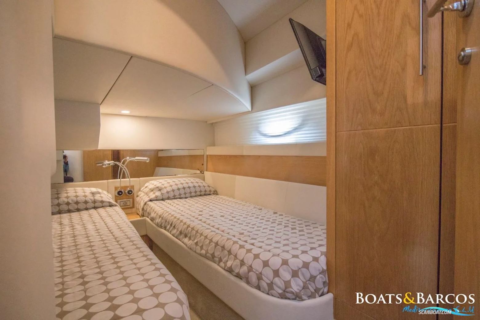 Rodman Muse 44