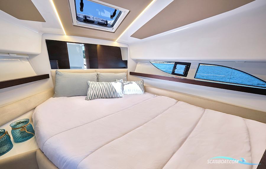 Rodman Spirit 31 Hardtop Inboard