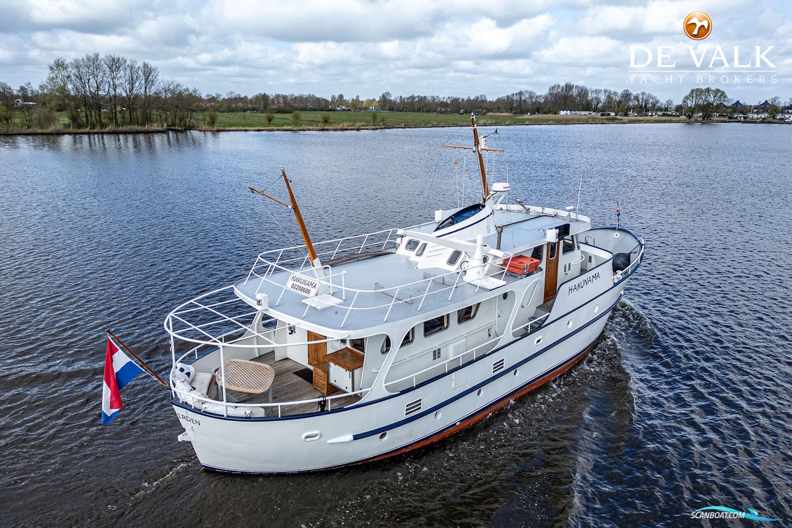 Round Bilged Motor Kotter