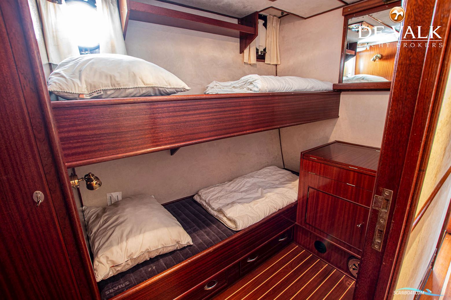 Round Bilged Motor Kotter