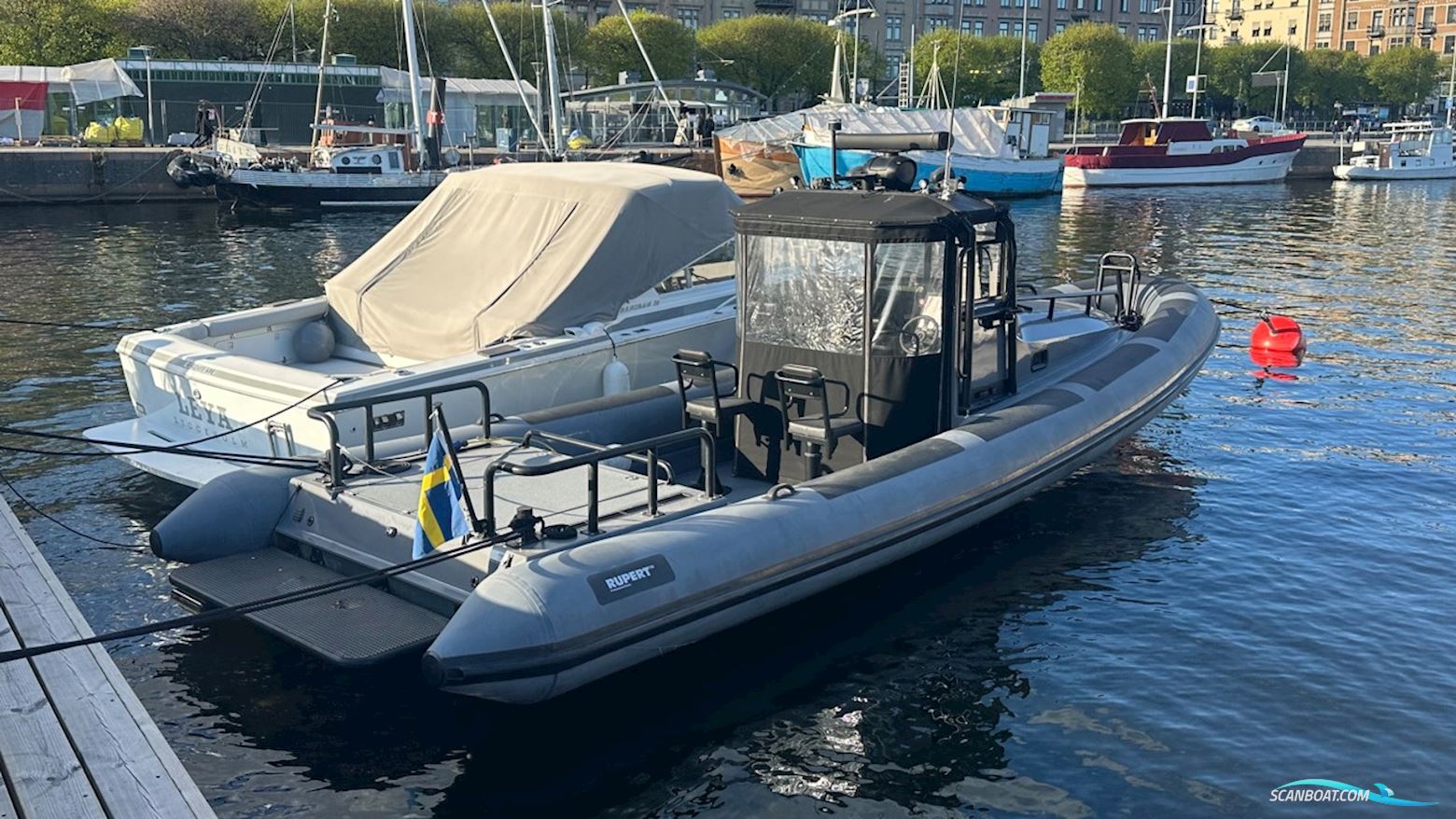 RUPERT 32 CABIN