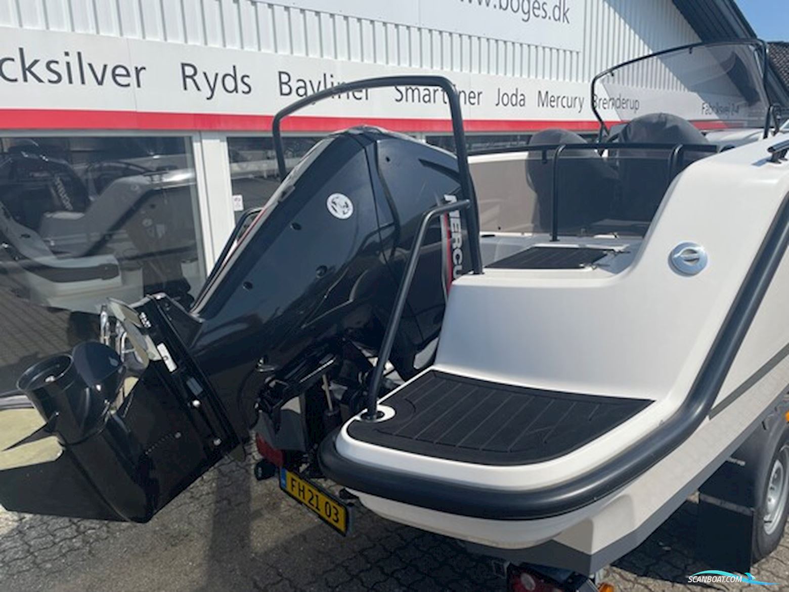 Ryds 630VI Mid-C Med F115 Mercury-Efi CT - S-Line Udstyret.