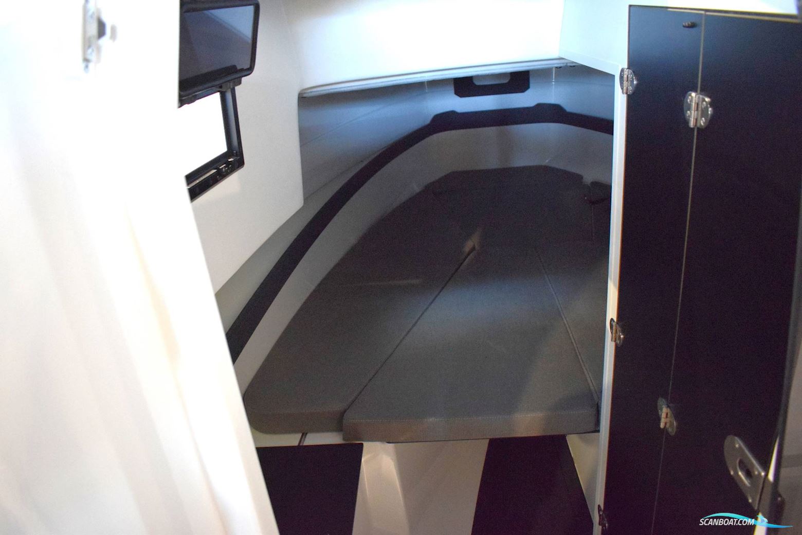 Ryds 735VI - 200 HK Yamaha/Udstyr