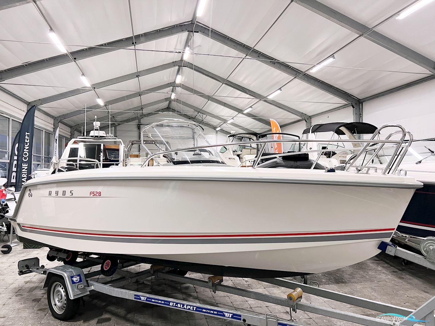 Ryds F528 WA Motorbåt 2016, med Mercury F80 motor, Sverige