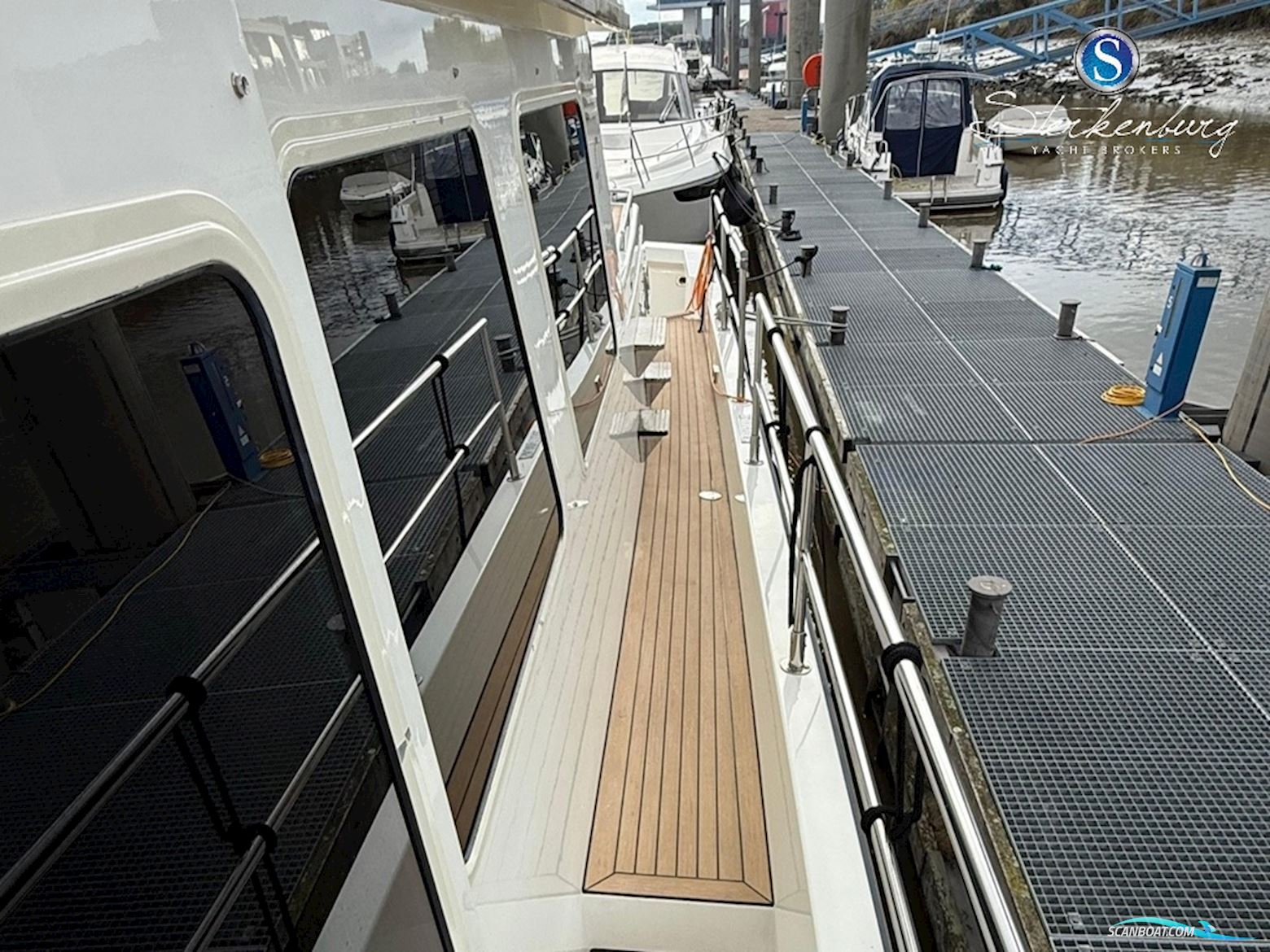 Sabre Yachts Sabreline 47