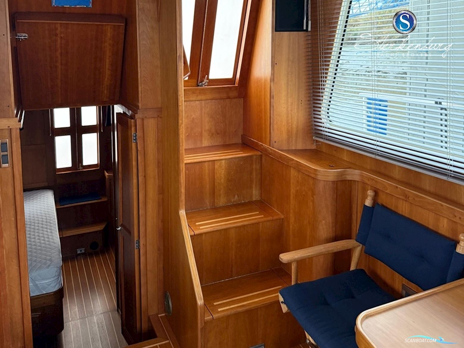 Sabre Yachts Sabreline 47
