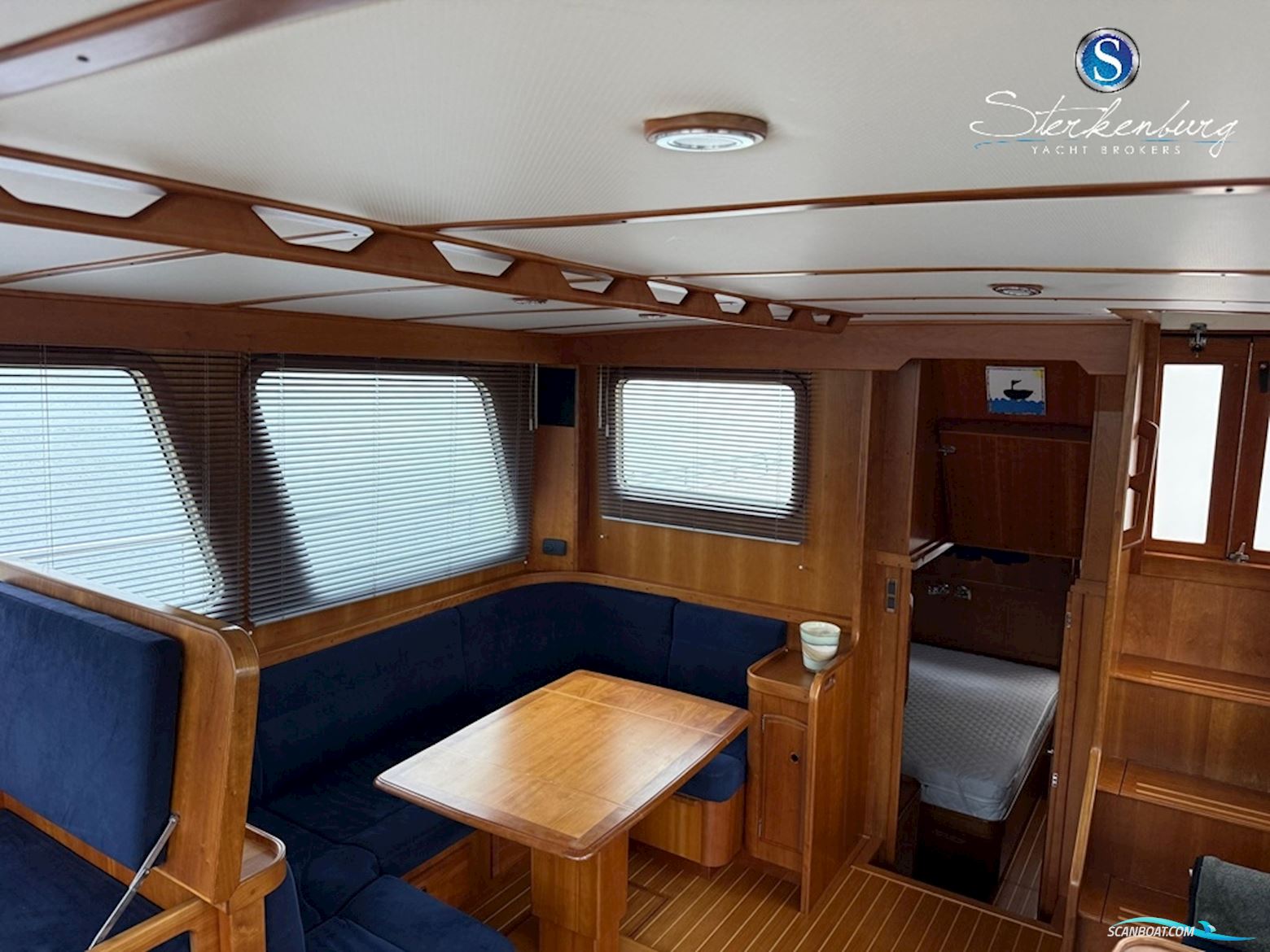 Sabre Yachts Sabreline 47