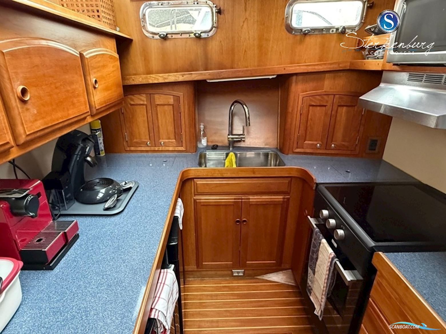 Sabre Yachts Sabreline 47