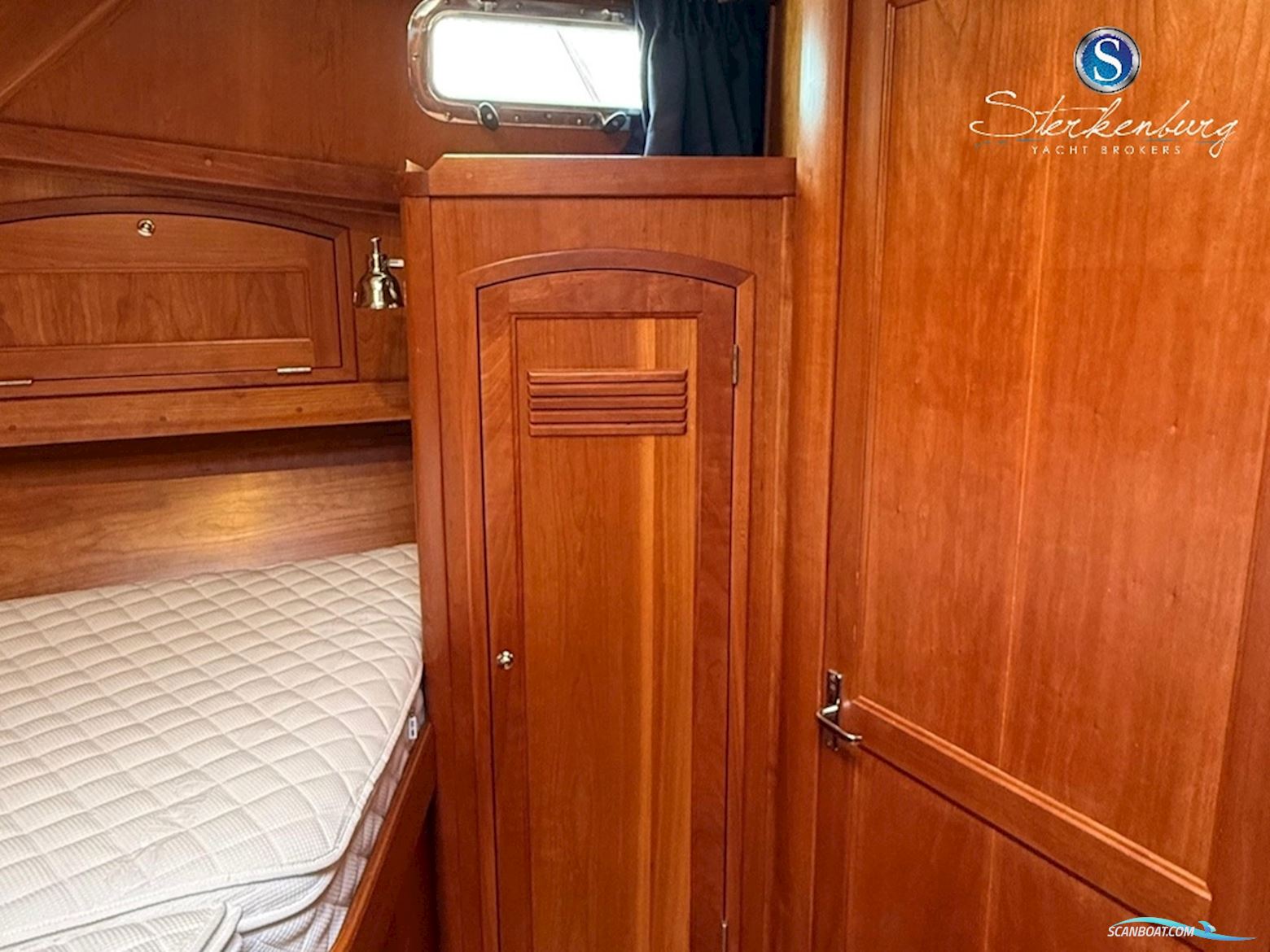 Sabre Yachts Sabreline 47