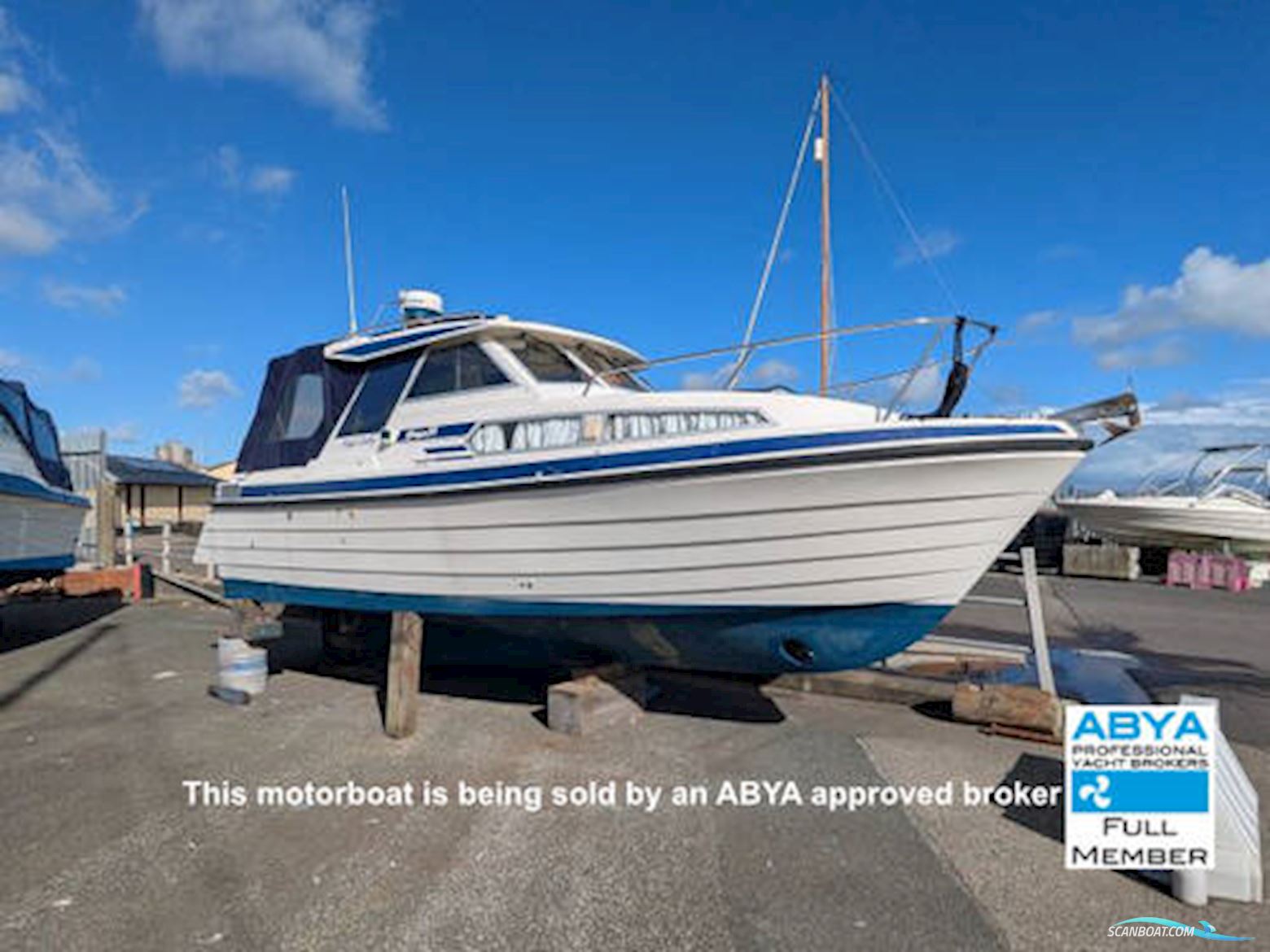 Saga 26HT Motorbåt 1998, med Yanmar 4JH2-Dte motor, England