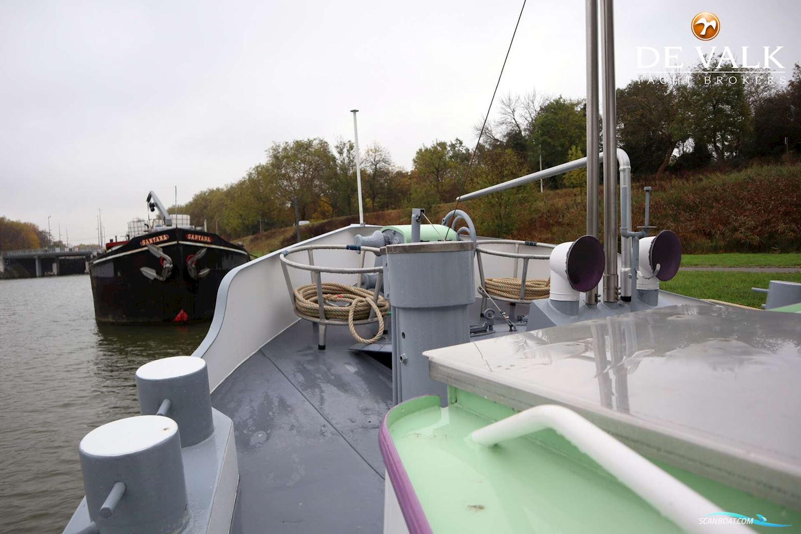 Sailing Houseboat 32M