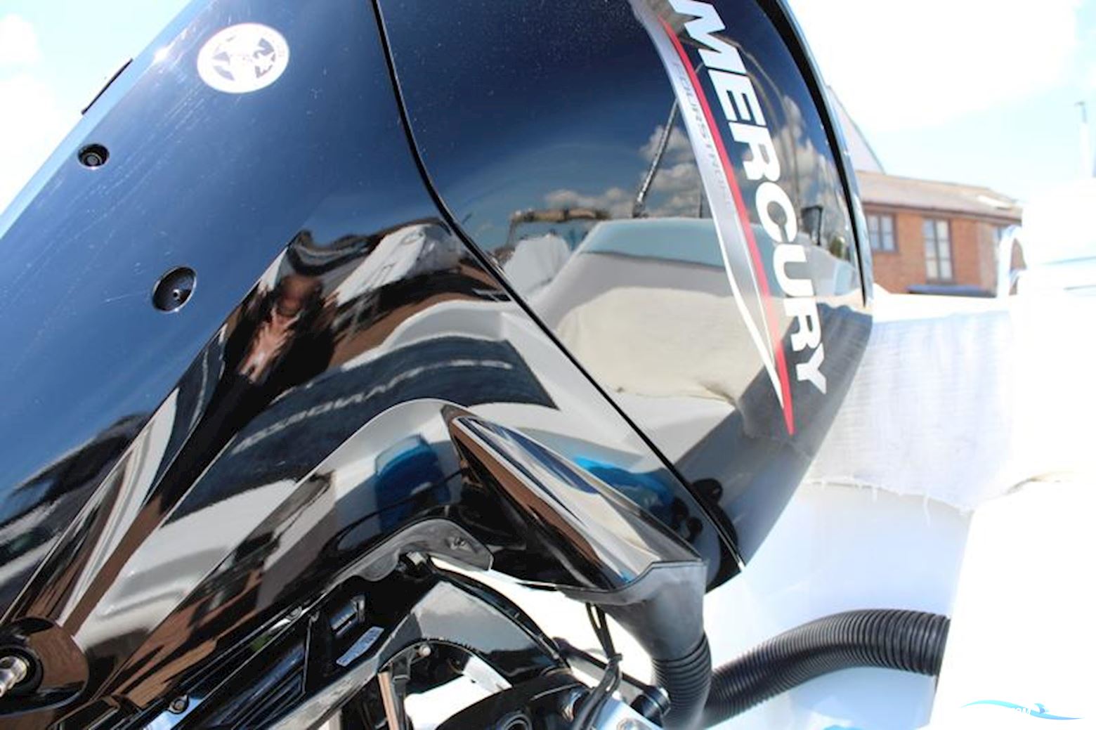 Salpa Sun Six Jet Set