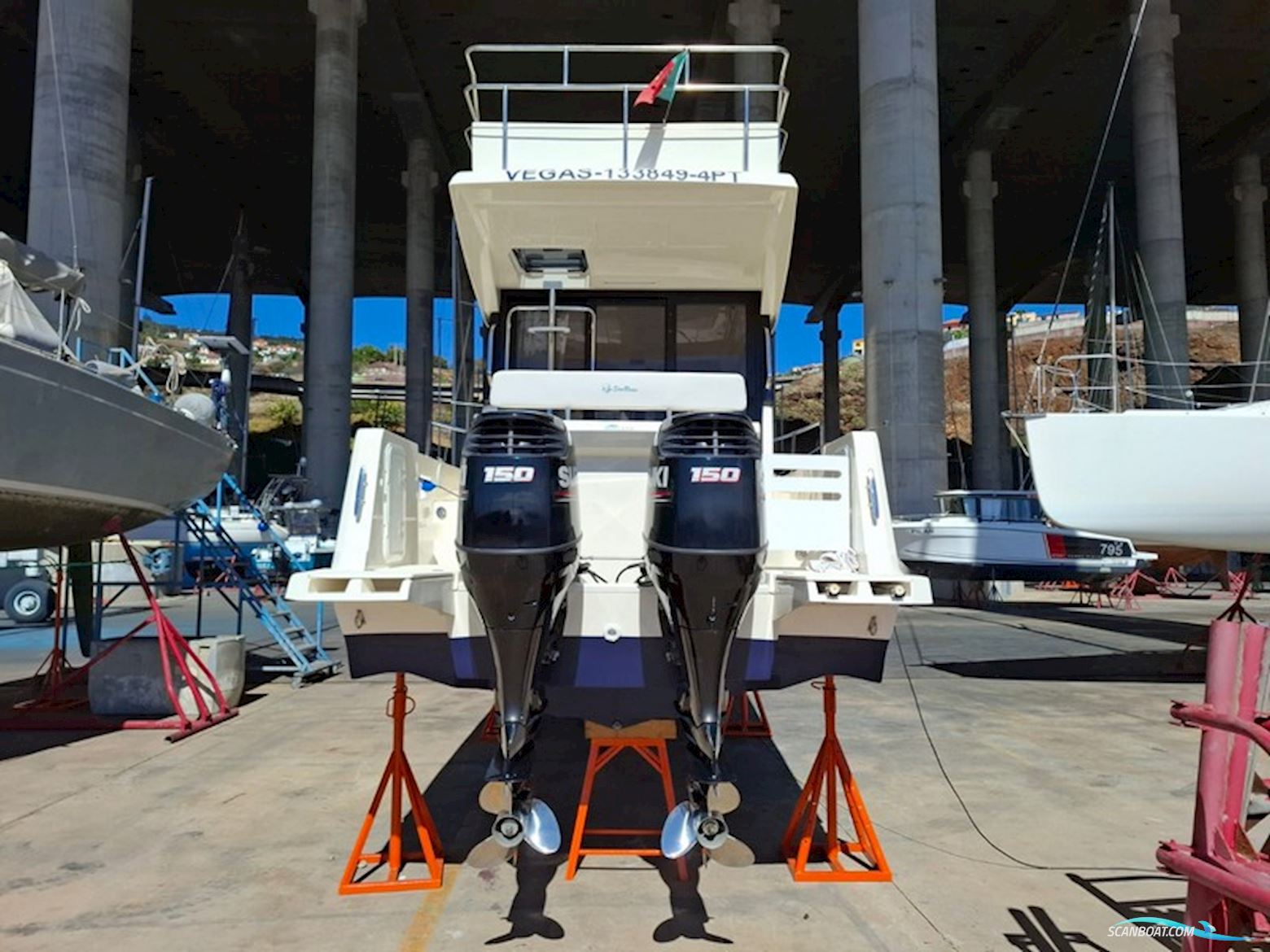 San Remo 930 Blue Sky