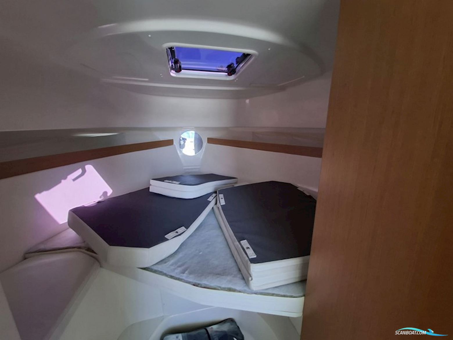 San Remo 930 Blue Sky