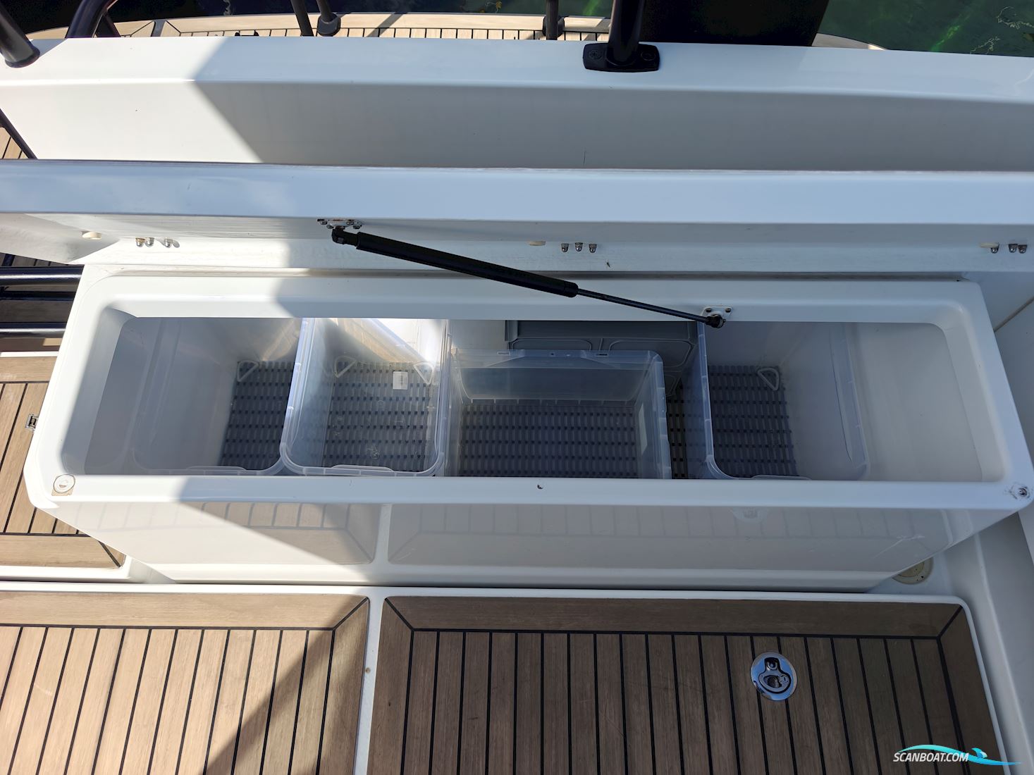 Sargo 33 Explorer