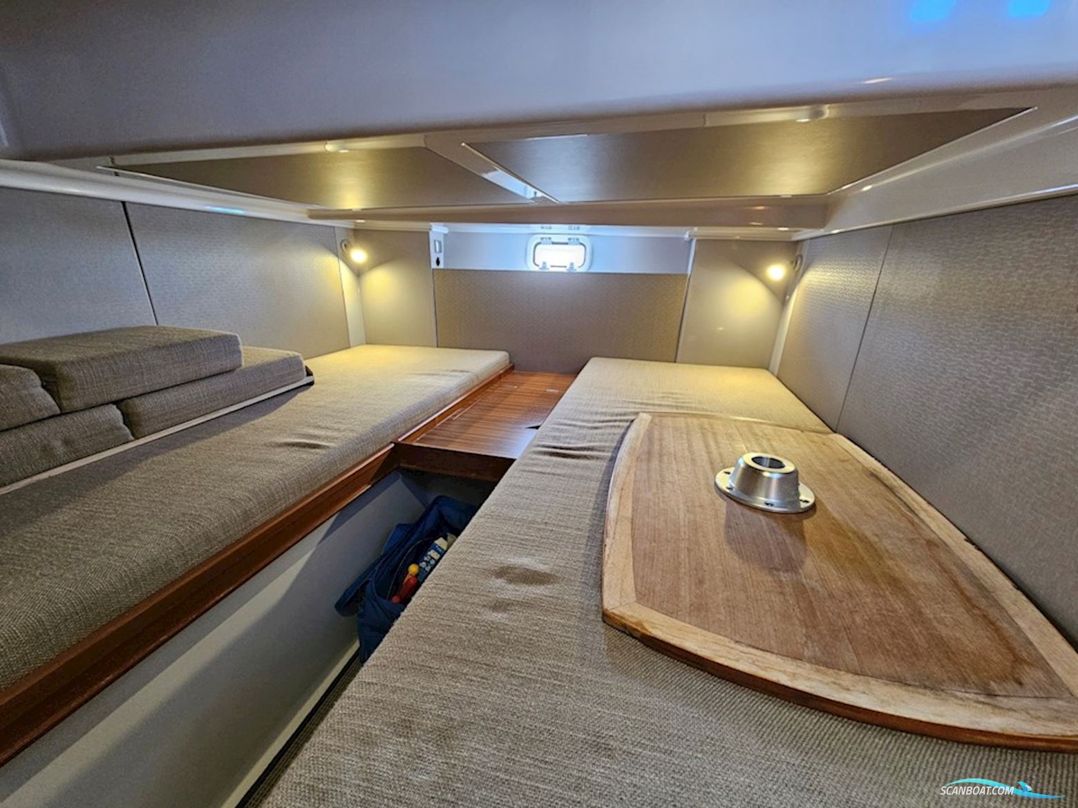 Sargo 33 Explorer