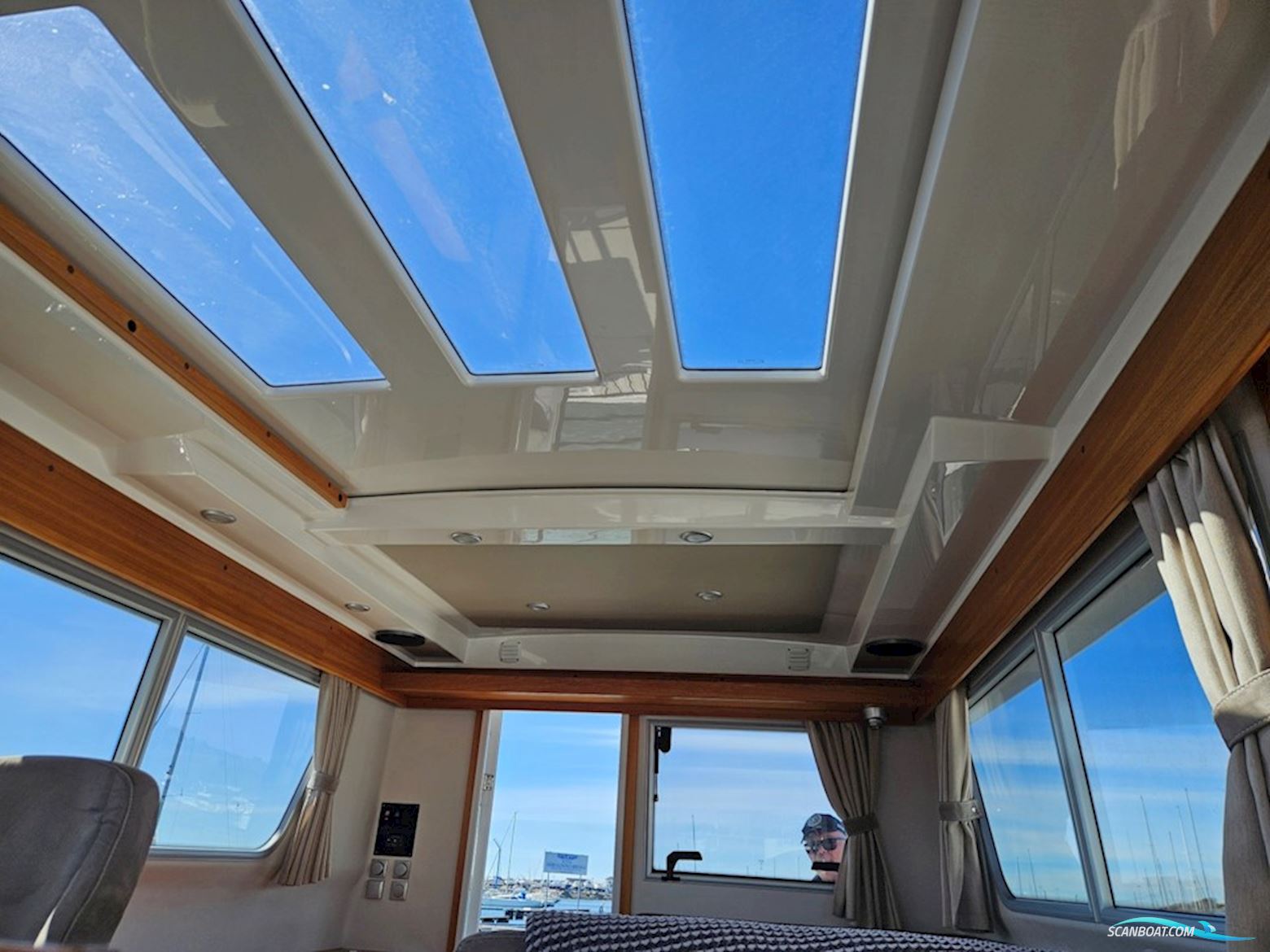 Sargo 33 Explorer