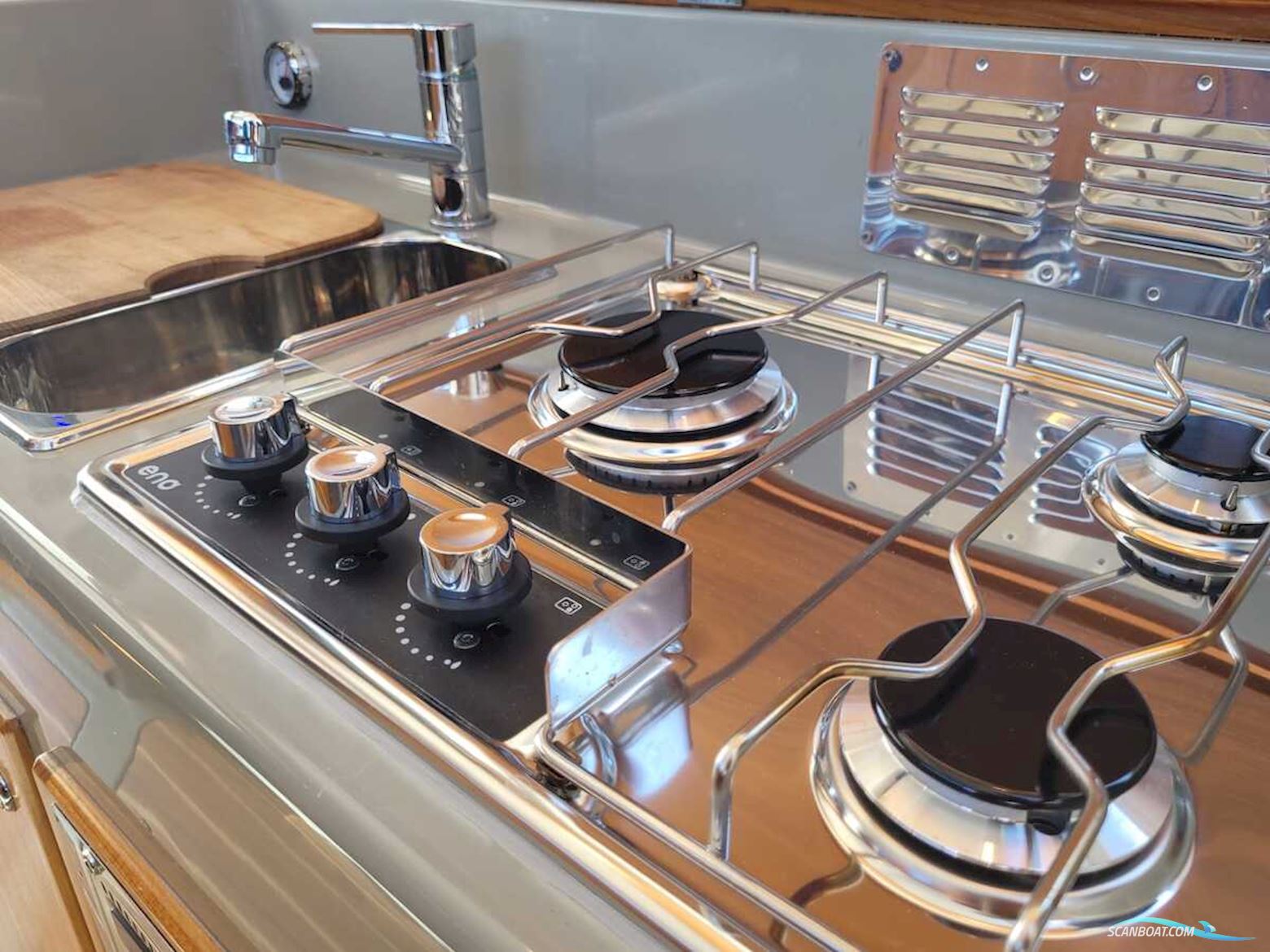 Sargo 36