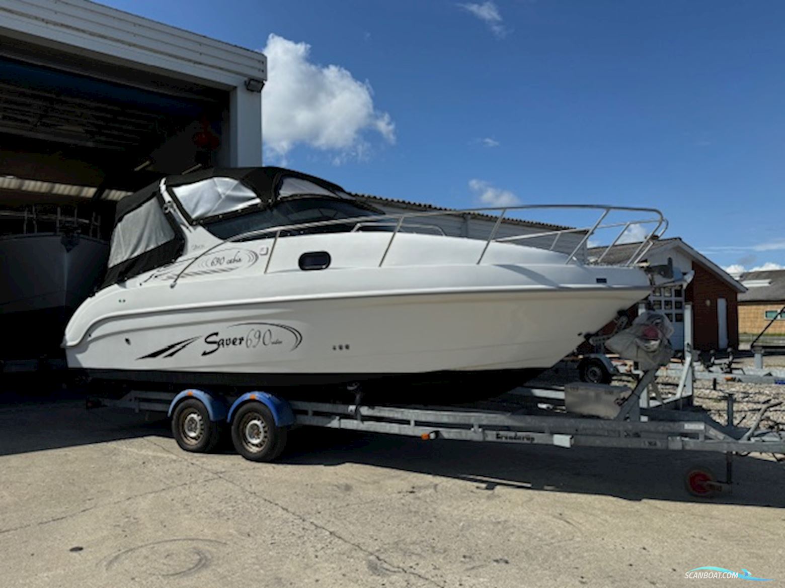 Saver 690 Cabin Sport Motorbåt 2020, med Suzuki DF 200A motor, Danmark