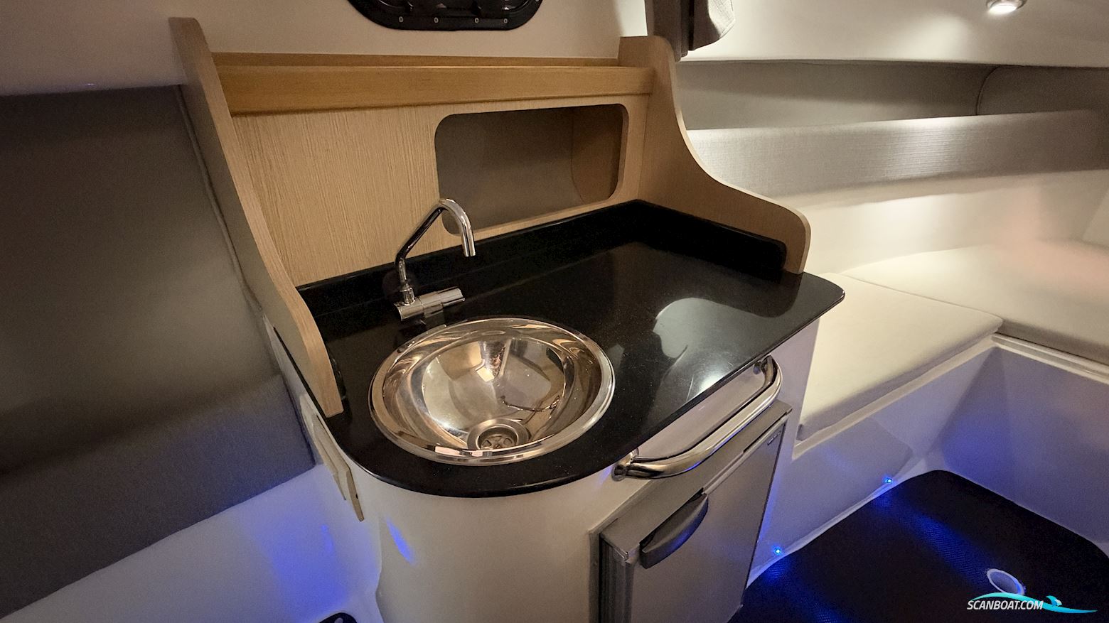 Saver 690 Cabin Sport