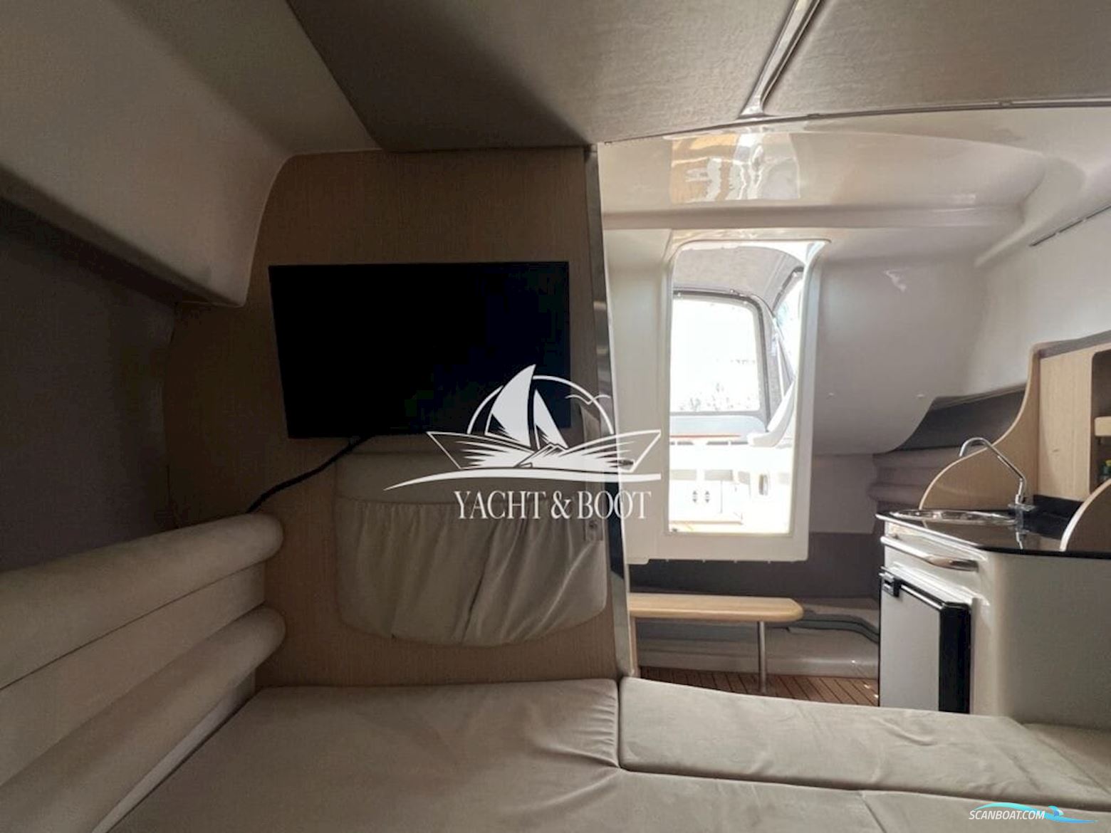Saver 750 Cabin