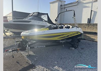 Scarab 165 Motorbåt 2024, med Rotax motor, England