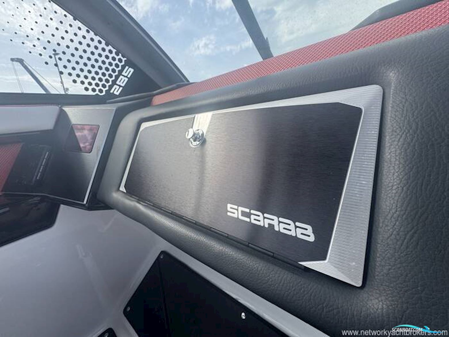 Scarab 285 ID