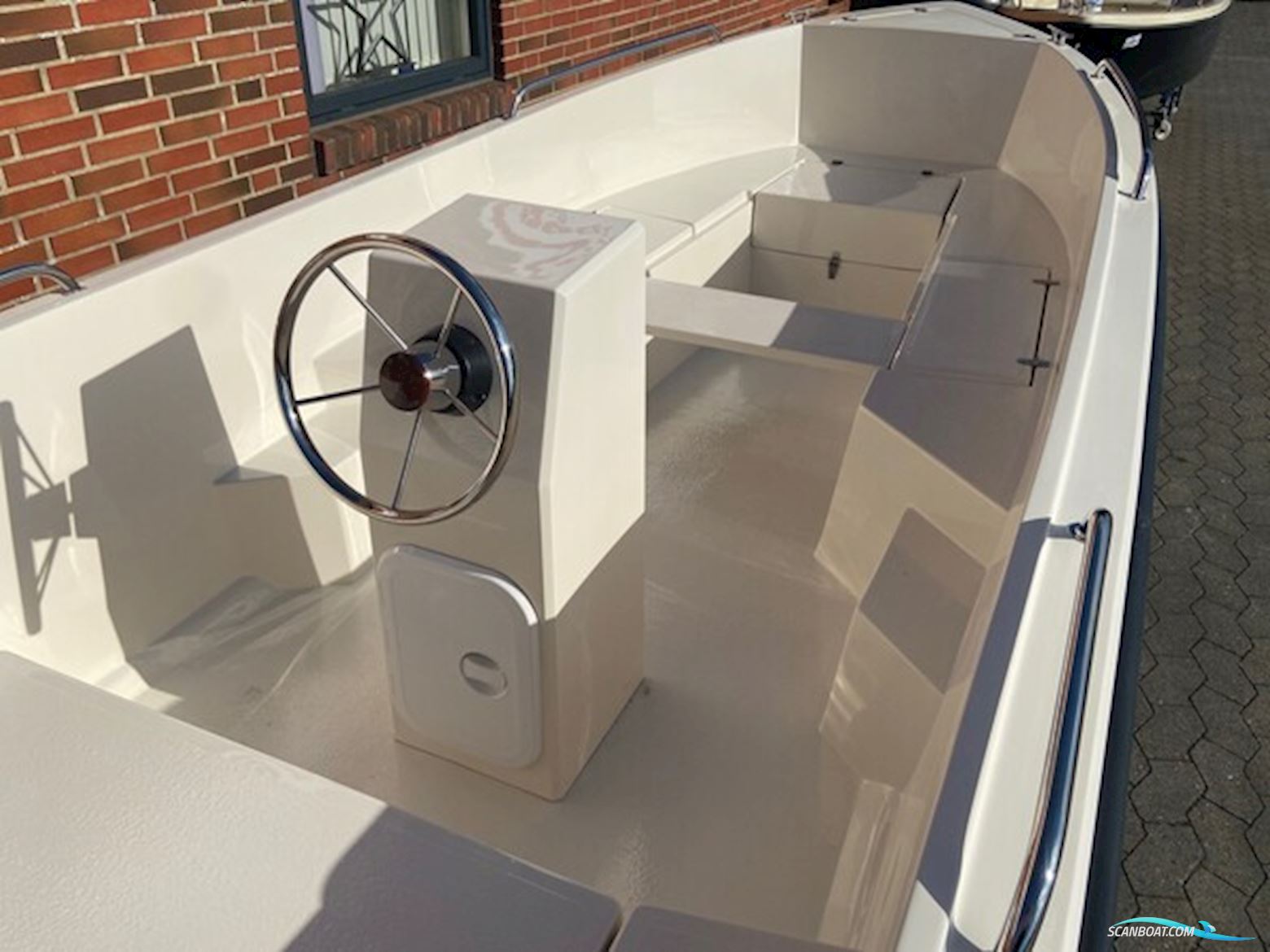 Sea Explorer 470 Premium m/Mercury F20 hk EL 4-takt EFI - KAMPAGNE !