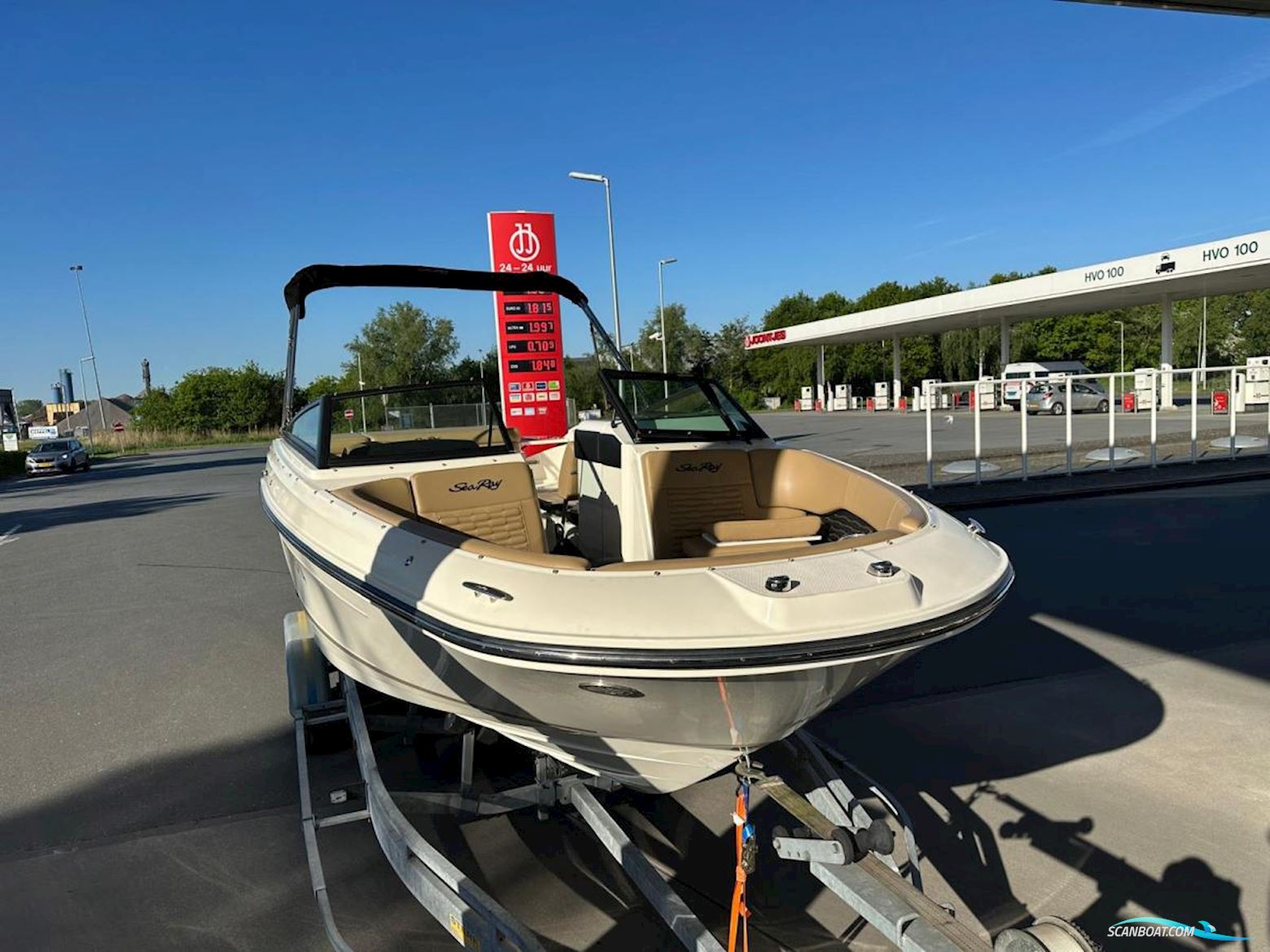 Sea Ray  230 SPX Bowrider
