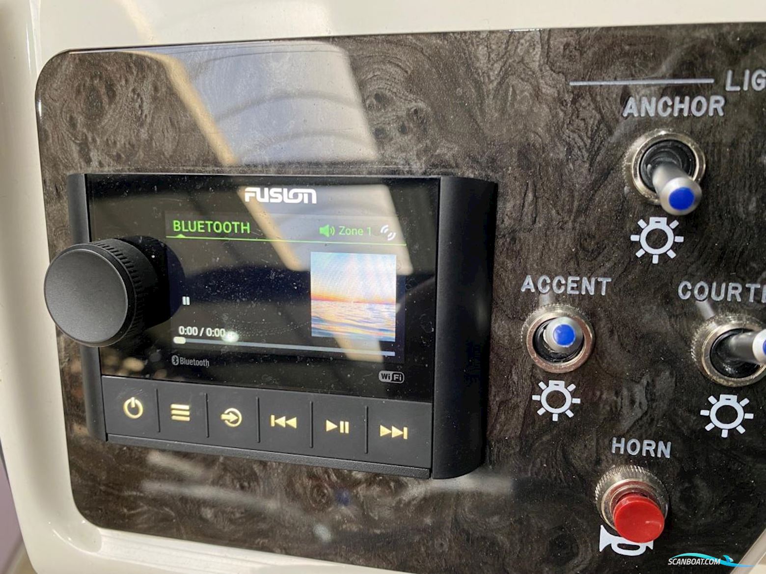 Sea Ray  230 SPX Bowrider