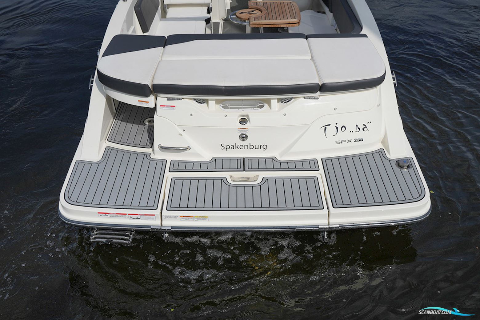 Sea Ray  SPX 230
